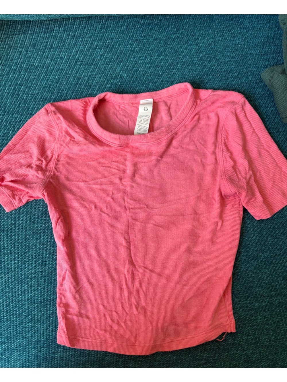 Lululemon Hold tight cropped short sleeve shirt size 0 salmon pink